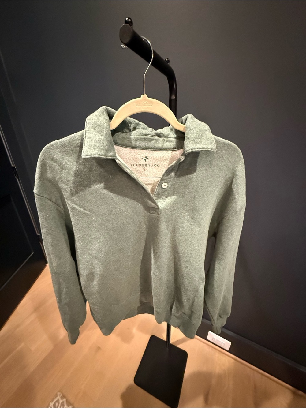 Tuckernuck Women’s Green Collared Pullover Sweater